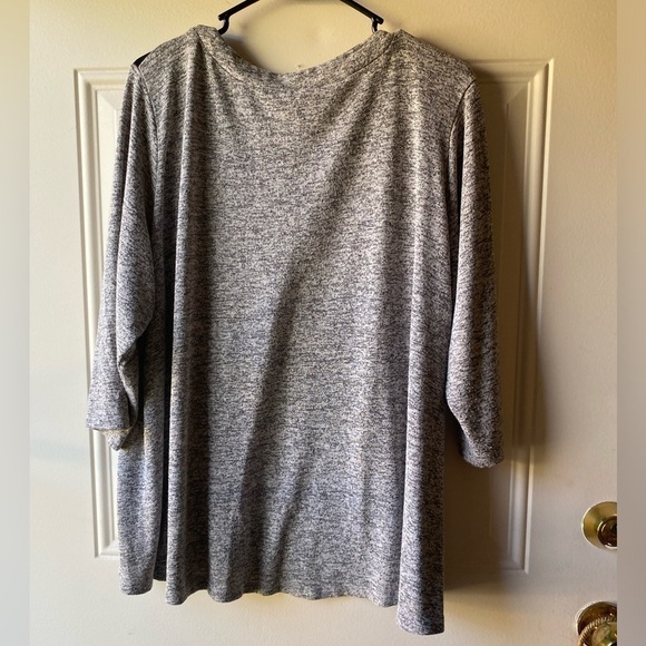 Perception Women Gray & Black Top - Picture 3 of 4